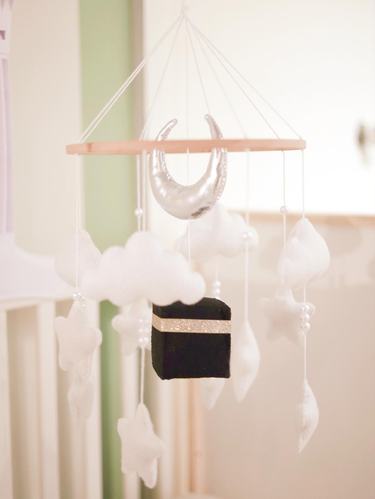 Quran Crib Mobile